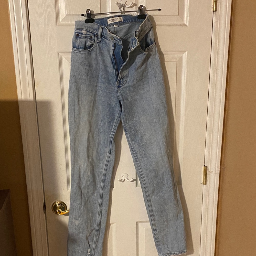 Abercrombie & Fitch Ultra High Rise Blue Jeans